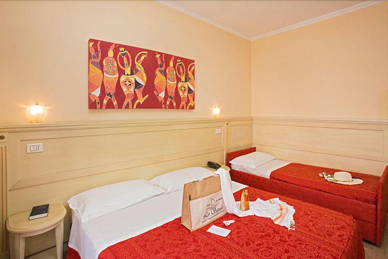 Hotel Lo Squalo กรอตตัมมาเร ภายนอก รูปภาพ
