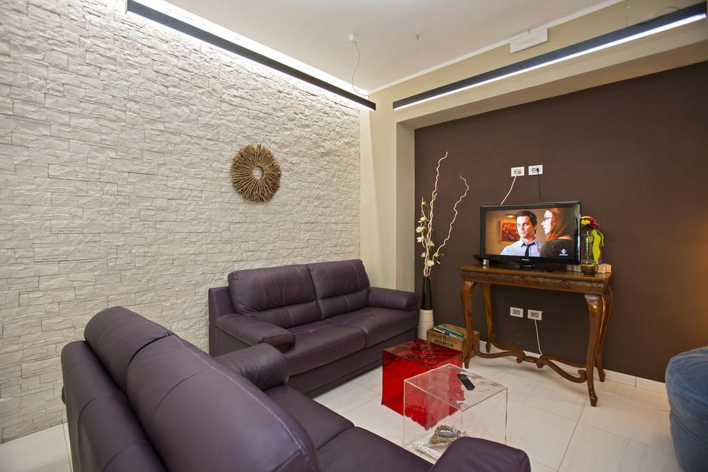 Hotel Lo Squalo กรอตตัมมาเร ภายนอก รูปภาพ